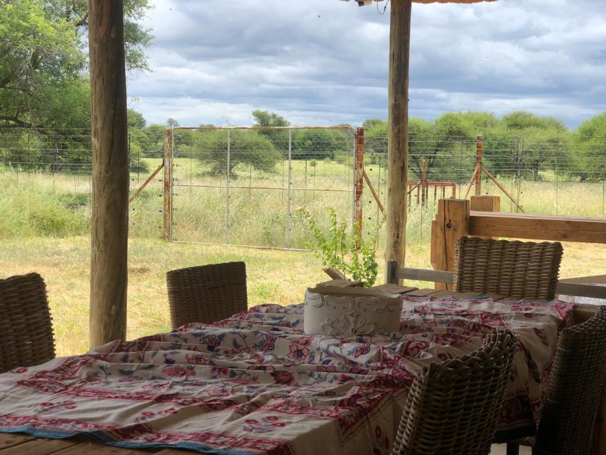 Simba Safaris African Pride Exotic Lodge Lephalale Exterior photo