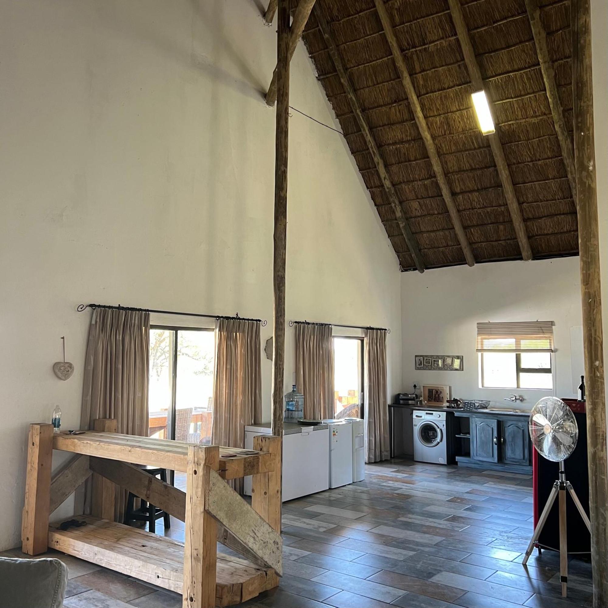 Simba Safaris African Pride Exotic Lodge Lephalale Exterior photo